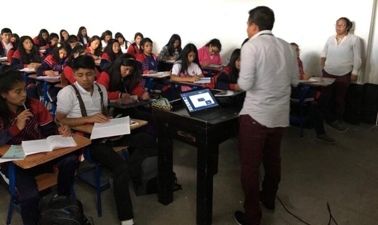 CAPACITACIÓN A ESTUDIANTES DEL INVO, QUETZALTENANGO