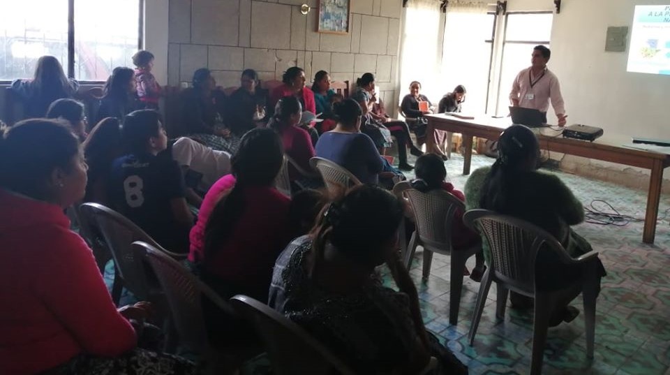 CAPACITACIÓN A LIDERESAS, LLANOS DE LA CRUZ, QUETZALTENANGO