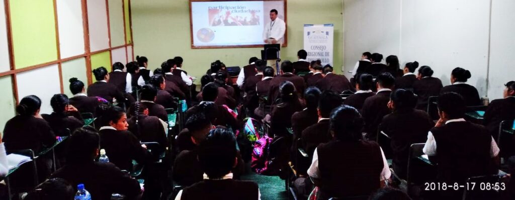 CAPACITACIÓN EN COLEGIO DE SAN MARCOS