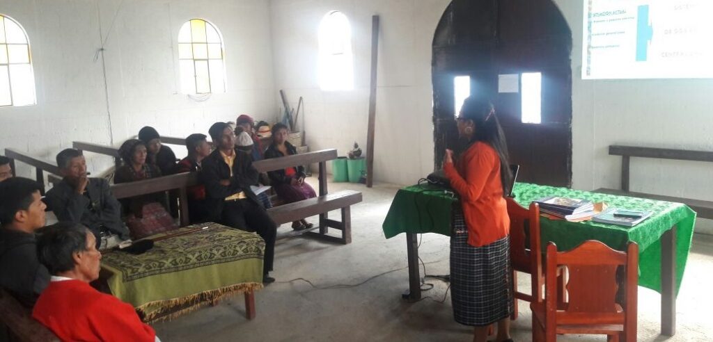 CAPACITACIÓN SISCODE EN MOMOSTENANGO, TOTONICAPÁN