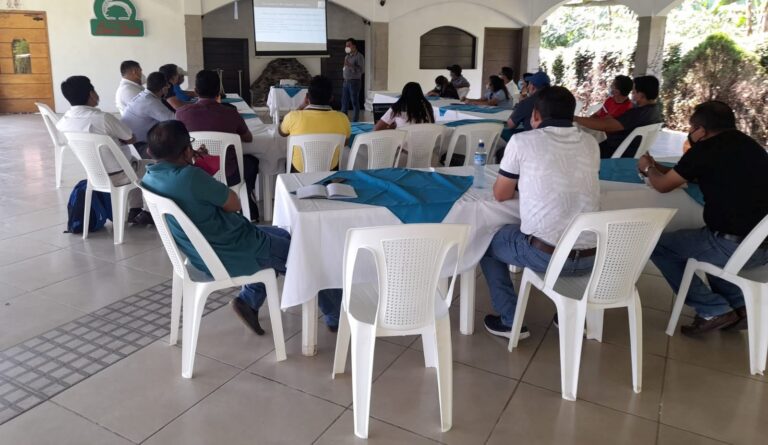 CAPACITACIÓN SOBRE VERIFICACIÓN DE COMUDE PARA EL DEPARTAMENTO DE SUCHITEPÉQUEZ Y EL PALMAR, QUETZALTENANGO