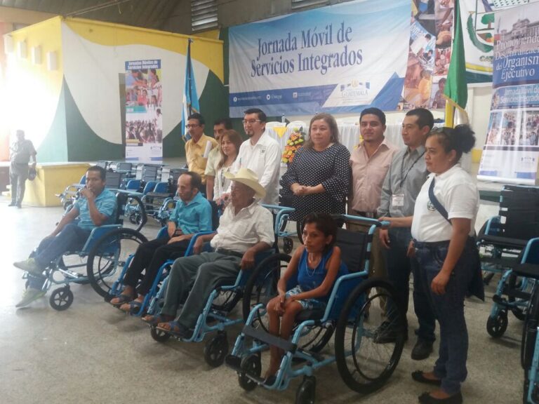 ENTREGA DONATIVO SILLAS DE RUEDAS EN CATARINA, SAN MARCOS