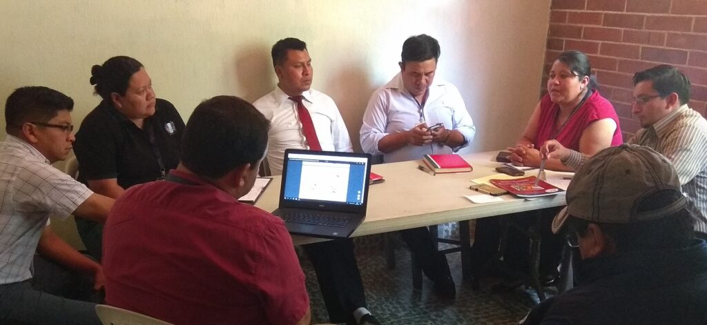 REUNIÓN CON ANAM, EN PANAJACHEL