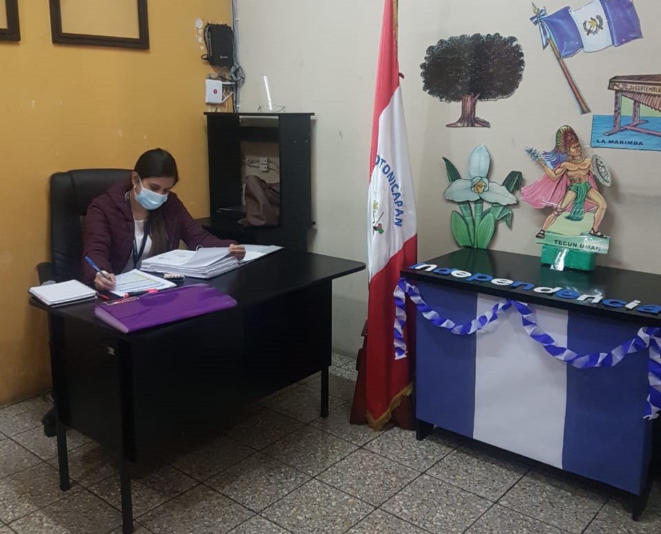 REVISIÓN DE EXPEDIENTES EN TOTONICAPÁN