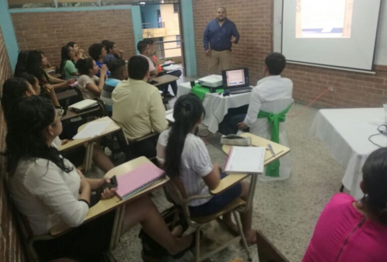 SOCIALIZACIÓN LEY DE DESCENTRALIZACIÓN EN MAZATENANGO, SUCHI