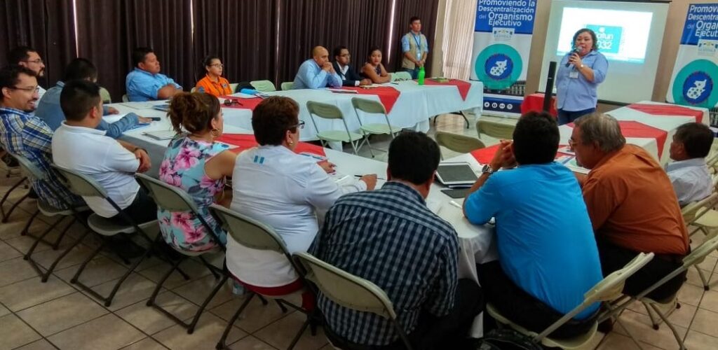 TALLER DE DESCENTRALIZACIÓN EN SUCHITEPÉQUEZ